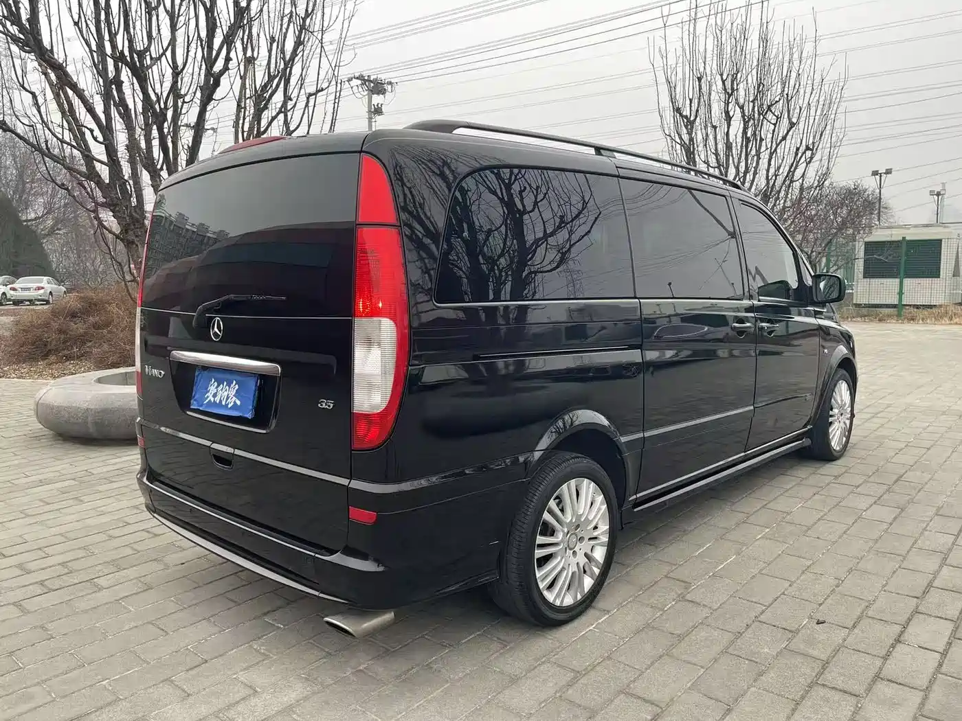 Mercedes-Benz Viano (Import) 2010 Model Viano 3.5L фото 8