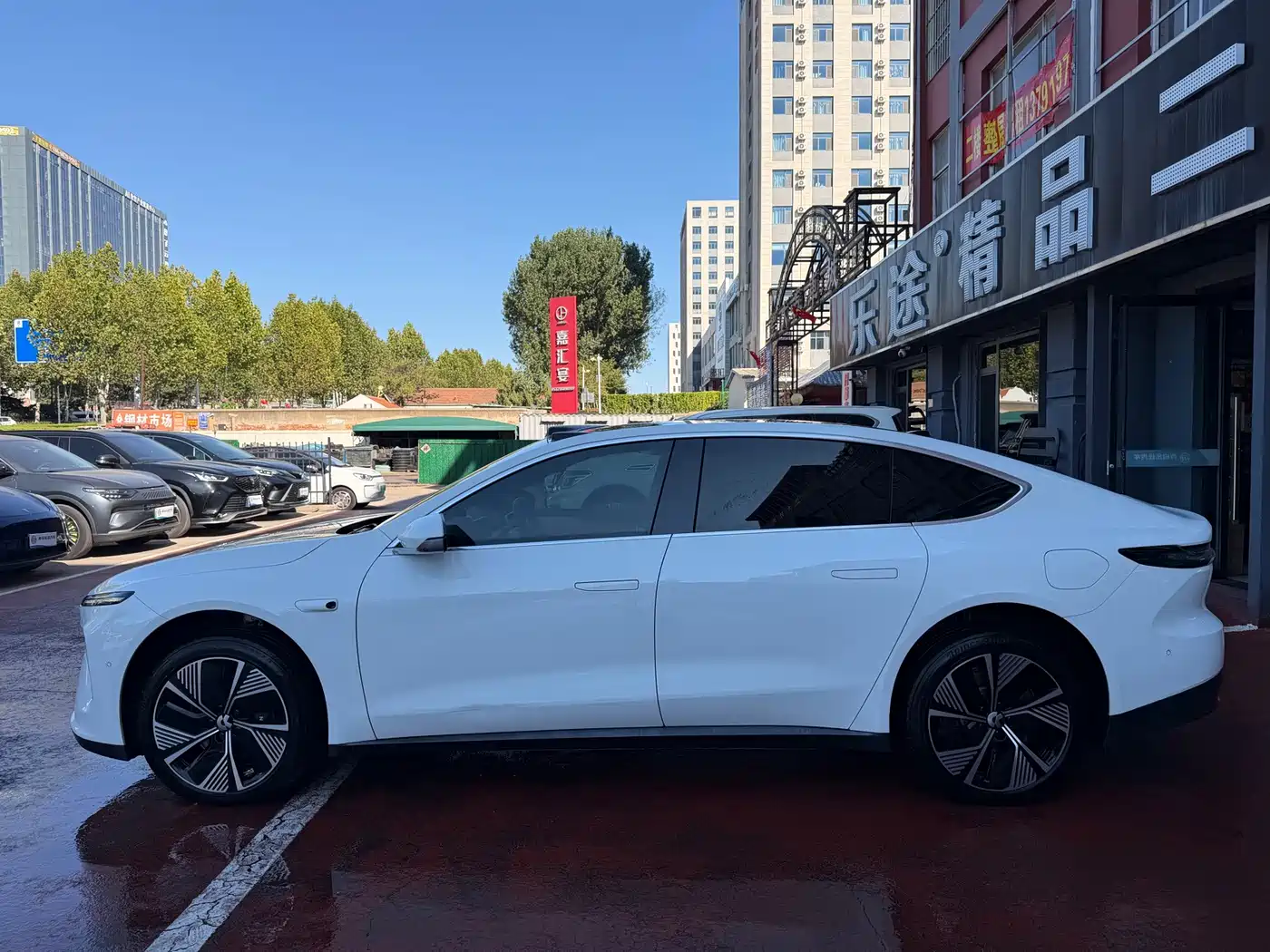 NIO ET7 2024 2024 75kWh Executive Edition