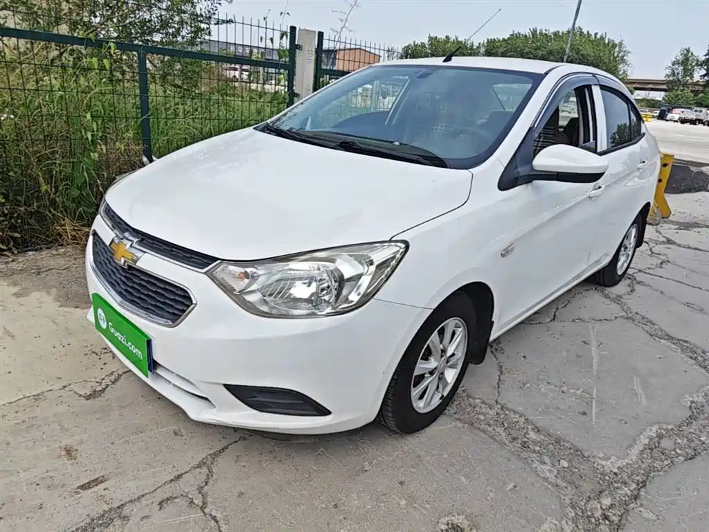 Chevrolet Sail 2015 Sail 3 1.3L AMT Ideal Edition фото 2