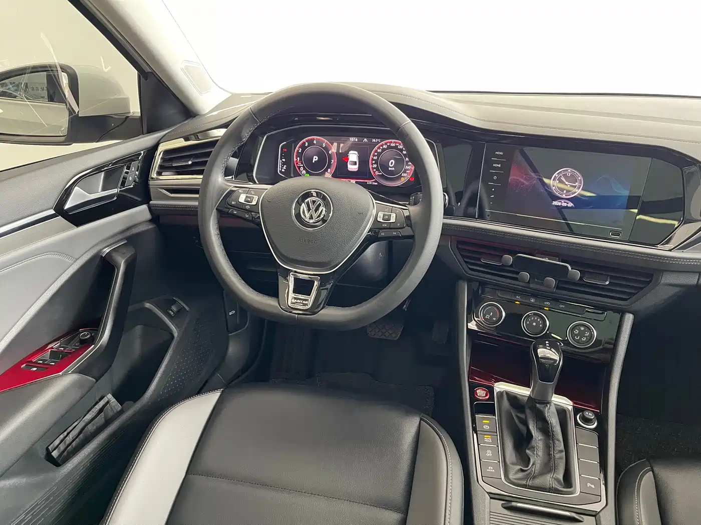 Volkswagen Sagitar 2022 280TSI DSG Surpassing Edition фото 12