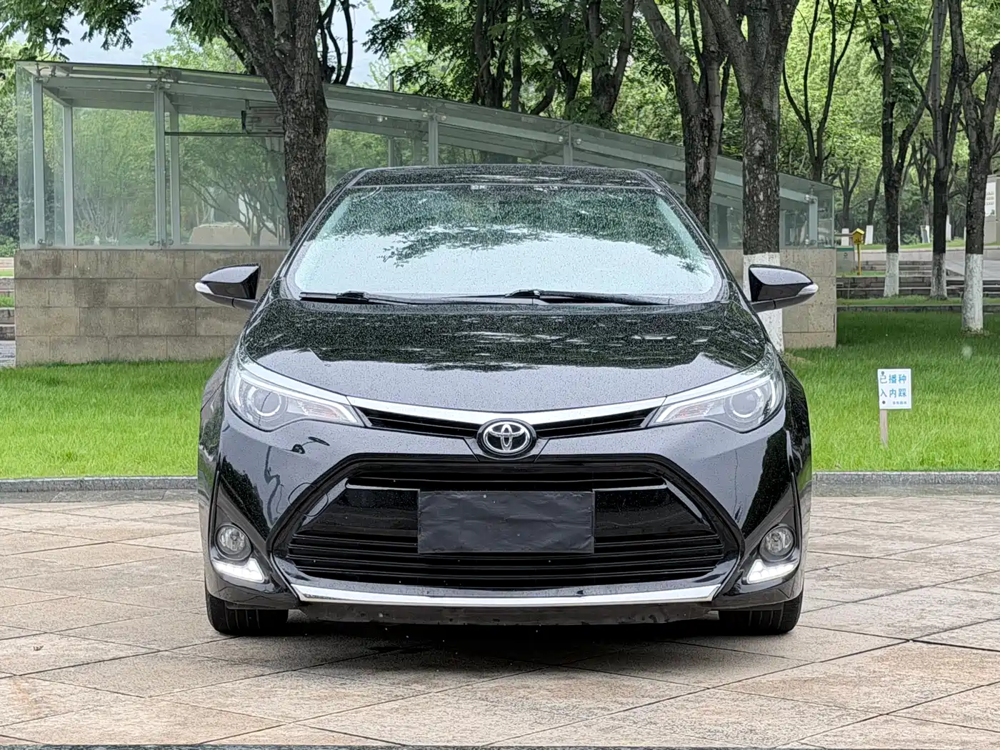 Toyota Levin 2018 185T CVT Premium Edition China V фото 2