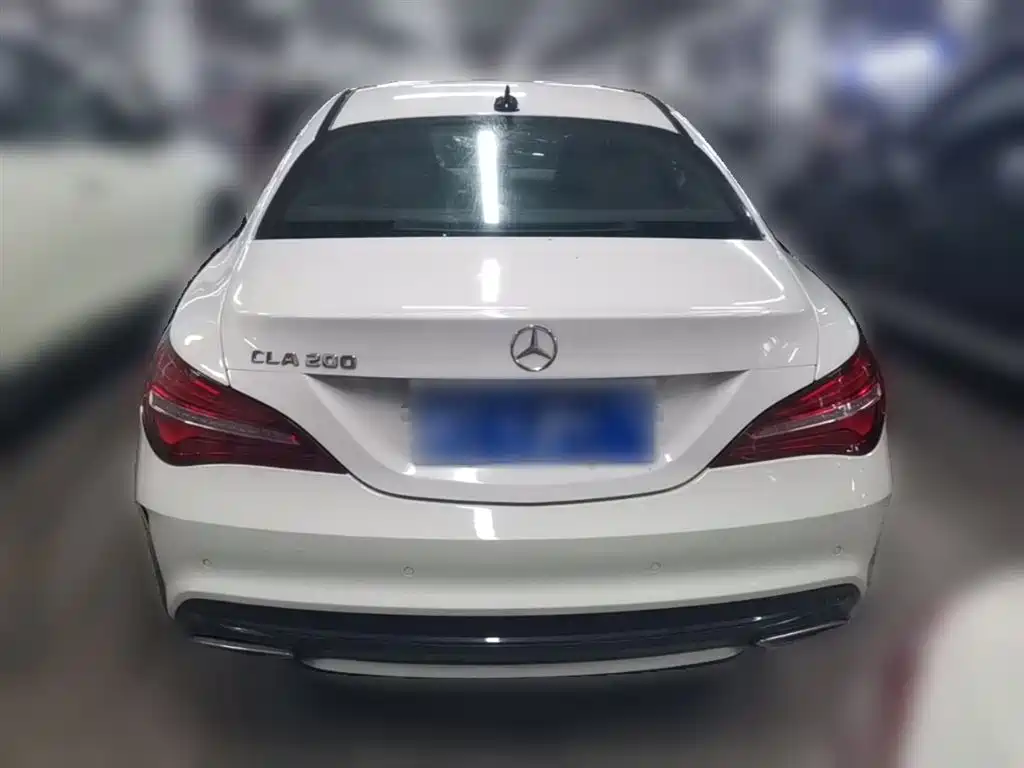 Mercedes-Benz CLA (Import) 2017 CLA 200 Fashion фото 10