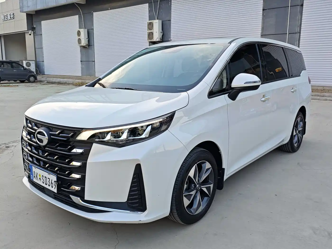 GAC Trumpchi Trumpchi M6 2023 — пригон из Китая