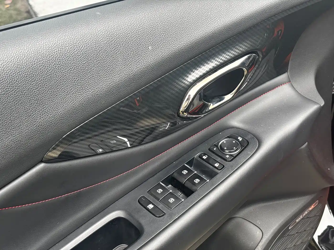 GAC Trumpchi Trumpchi Emkoo 2021 270T DCT J10 Sprinter Edition фото 11