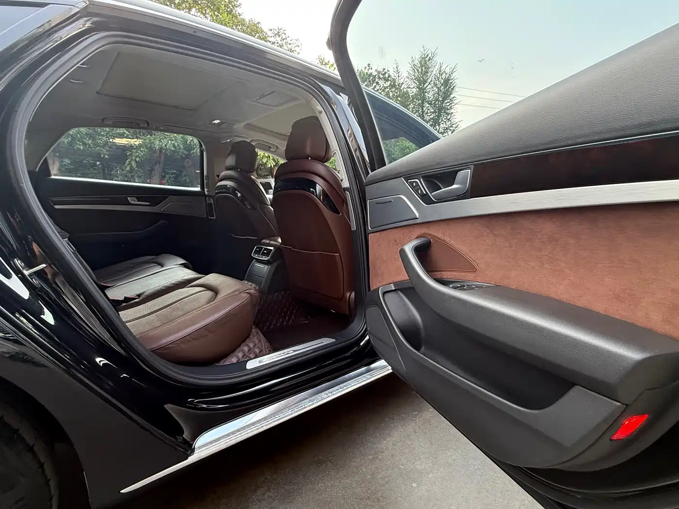Audi A8 2014 A8L 45 TFSI quattro Comfort фото 13