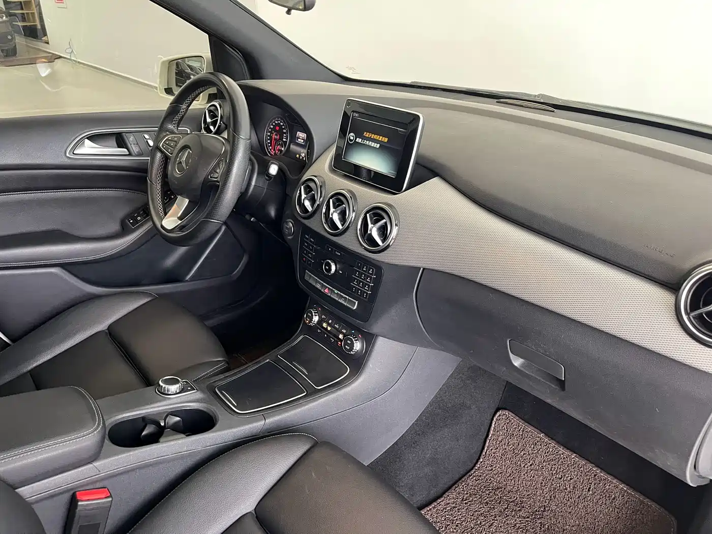 Mercedes-Benz B-Class 2015 B 200 Style фото 19