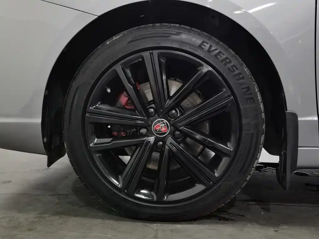 Photo 17 - Roewe i5
