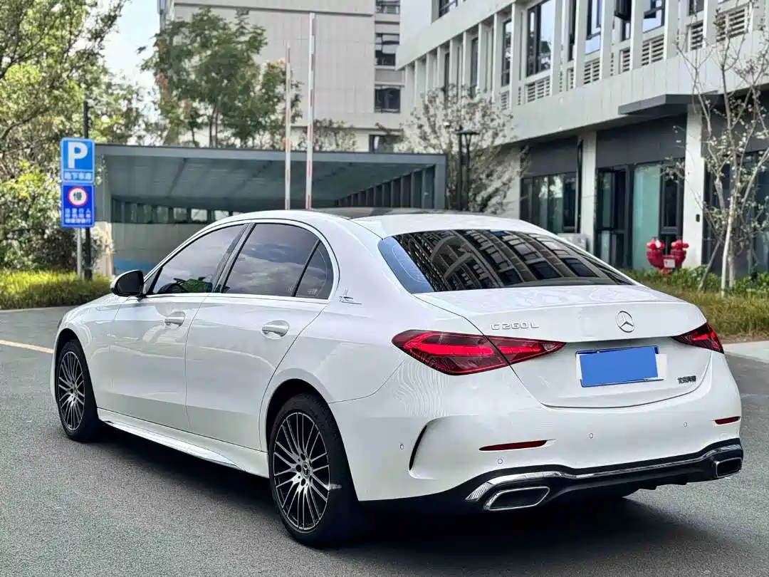 Mercedes-Benz C-Class 2024 C 260 L Sport фото 9
