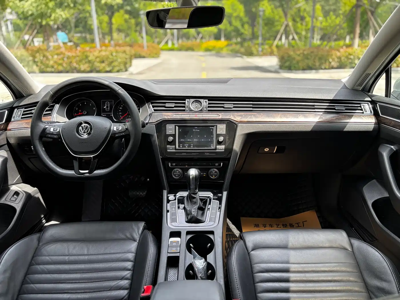 Volkswagen Magotan 2018 Facelift 330TSI DSG Luxury фото 5