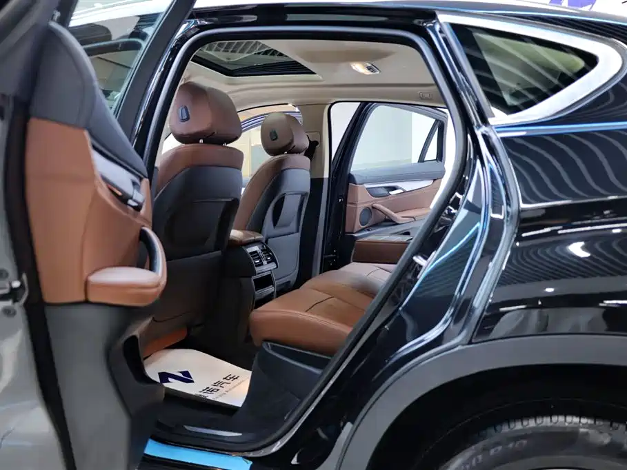 BMW X6 2015 xDrive35i Leading Type фото 28