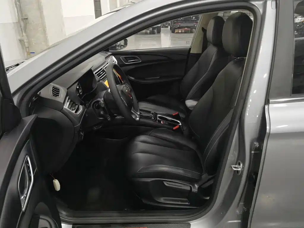 Photo 10 - Roewe i5