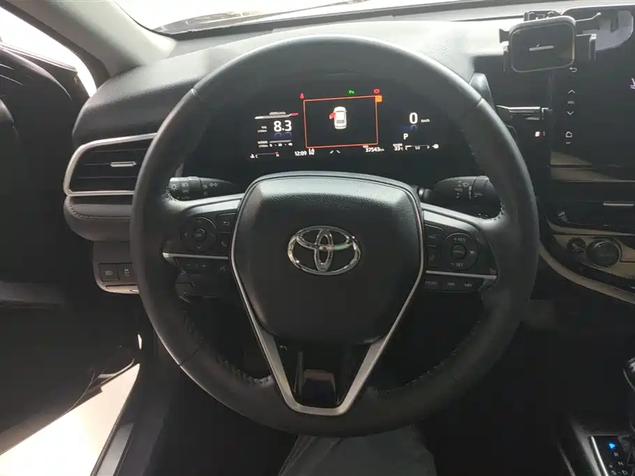 Toyota Camry 2023 2.5G Luxury Edition фото 15