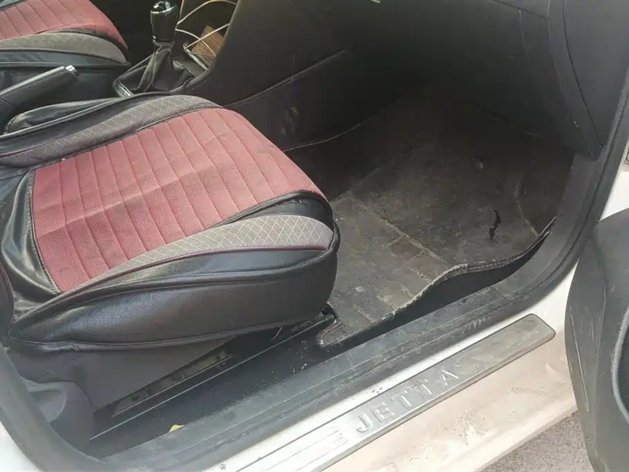 Volkswagen Jetta 2015 Value Edition 1.6L Manual Comfort фото 8