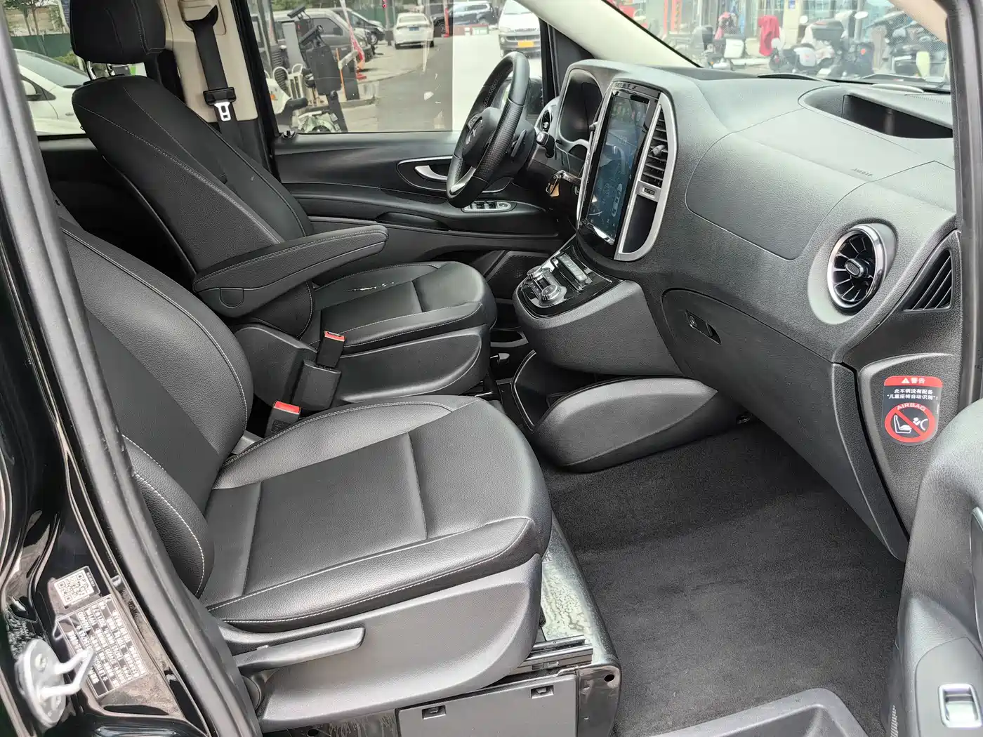 Mercedes-Benz Vito 2021 2.0T Elite 7-Seater фото 9