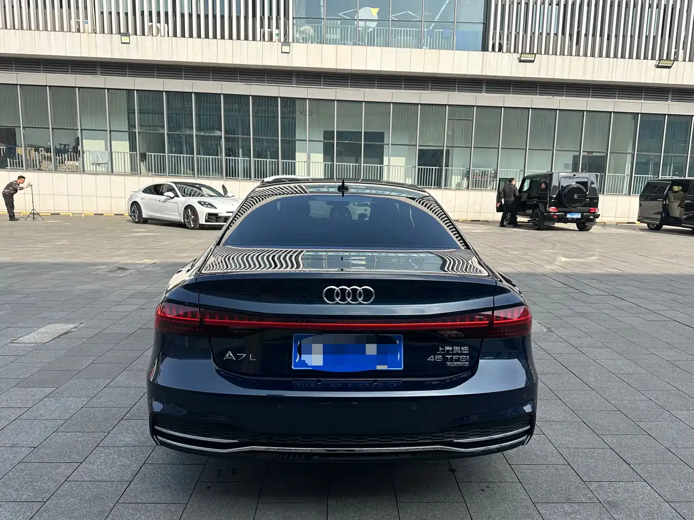 Audi A7L 2024 45 TFSI quattro Premium Luxury фото 4