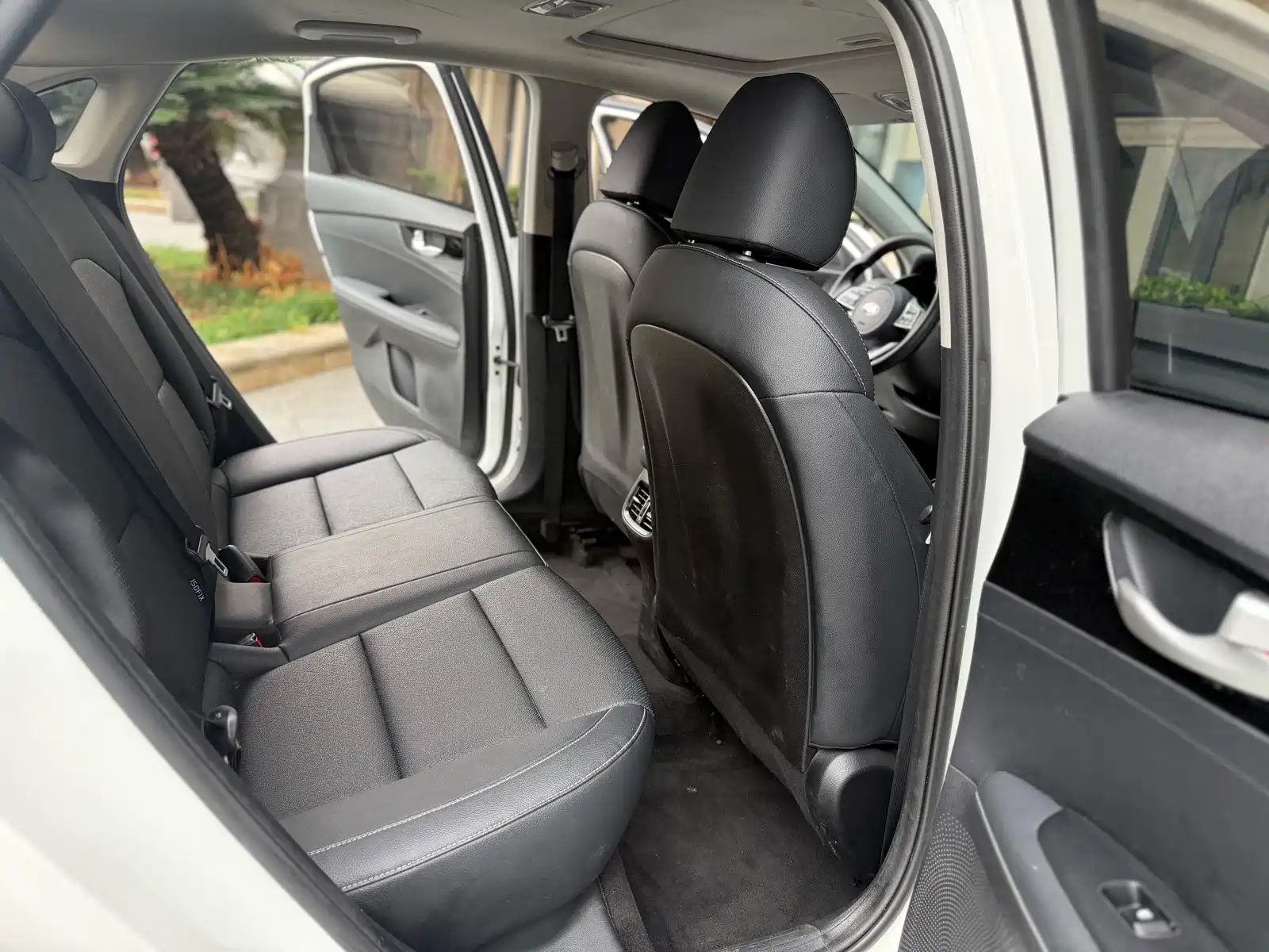 Фото 5 - Kia K3