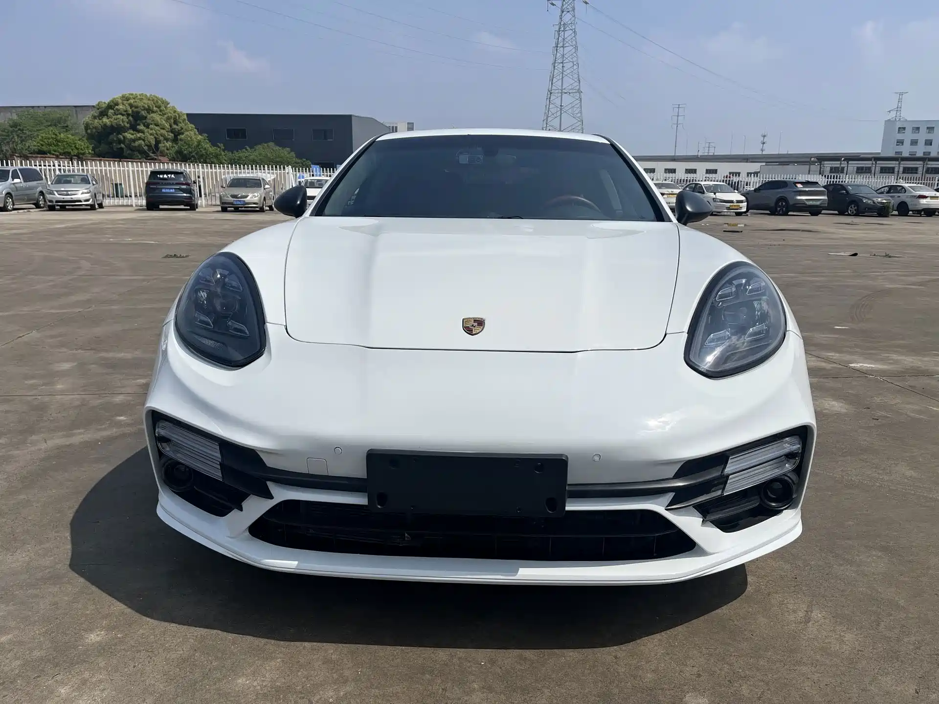 صورة 26 - Porsche Panamera