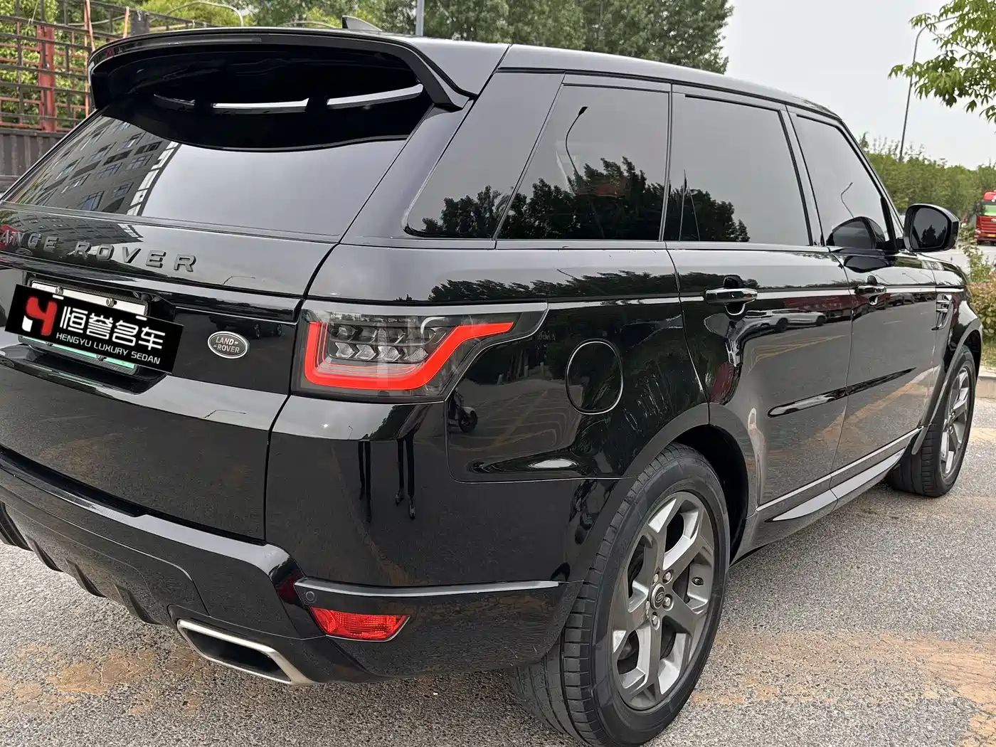 Фото 22 - Land Rover Range Rover Sport PHEV
