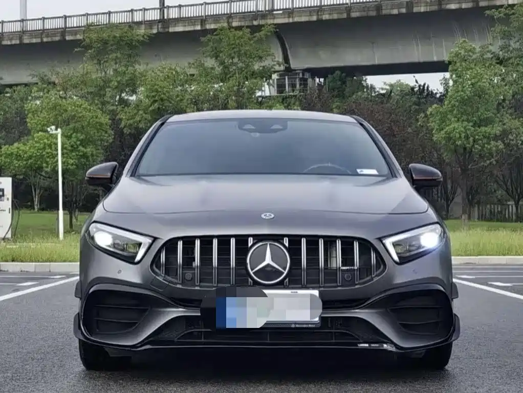 Mercedes-Benz A-Class AMG 2020 AMG A 35 L 4MATIC фото 15