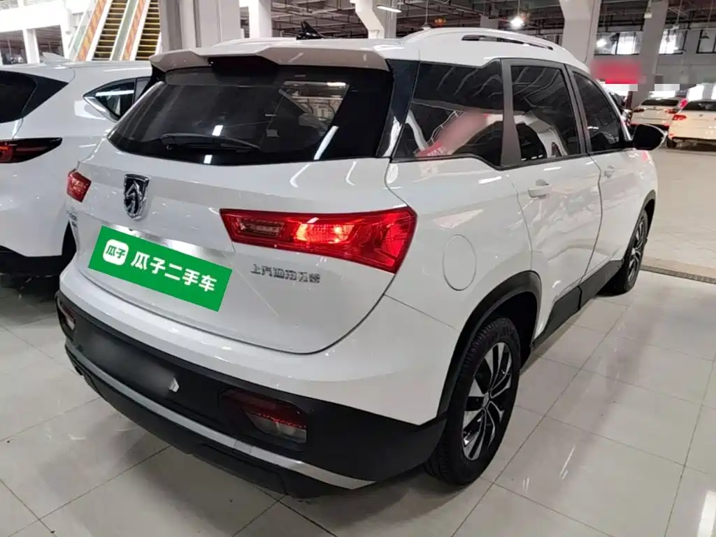 Baojun 530 2021 2021 Global Anniversary Edition 1.5T CVT Luxury 7-seater