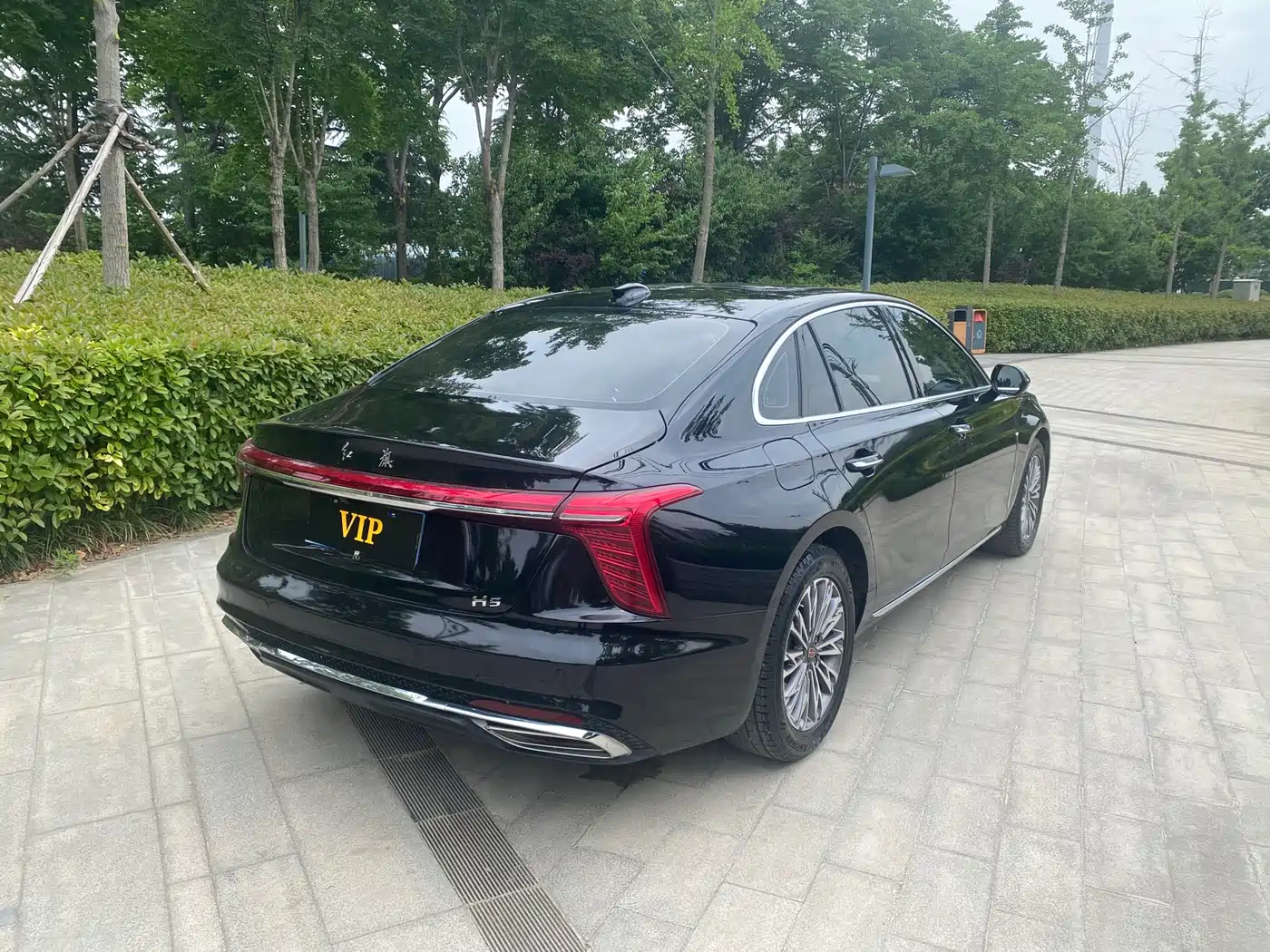 Hongqi H5 2023 1.5T DCT Smart Connect Flag Rhythm фото 16