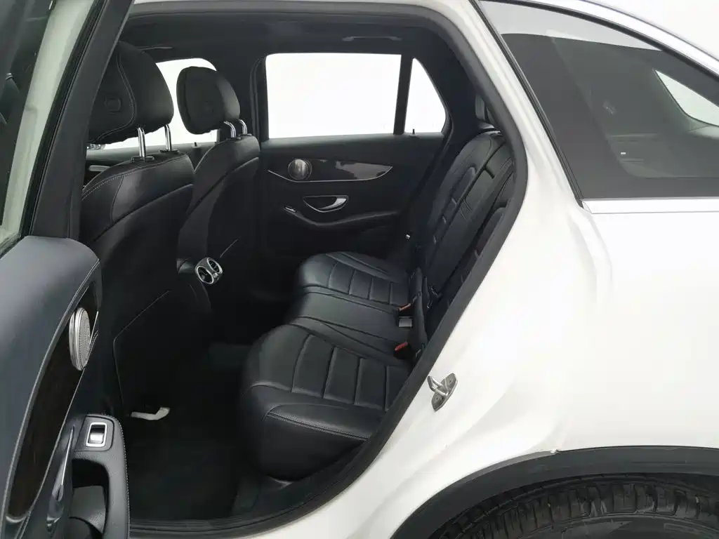 Mercedes-Benz GLC 2016 2016 GLC 260 4MATIC Luxury