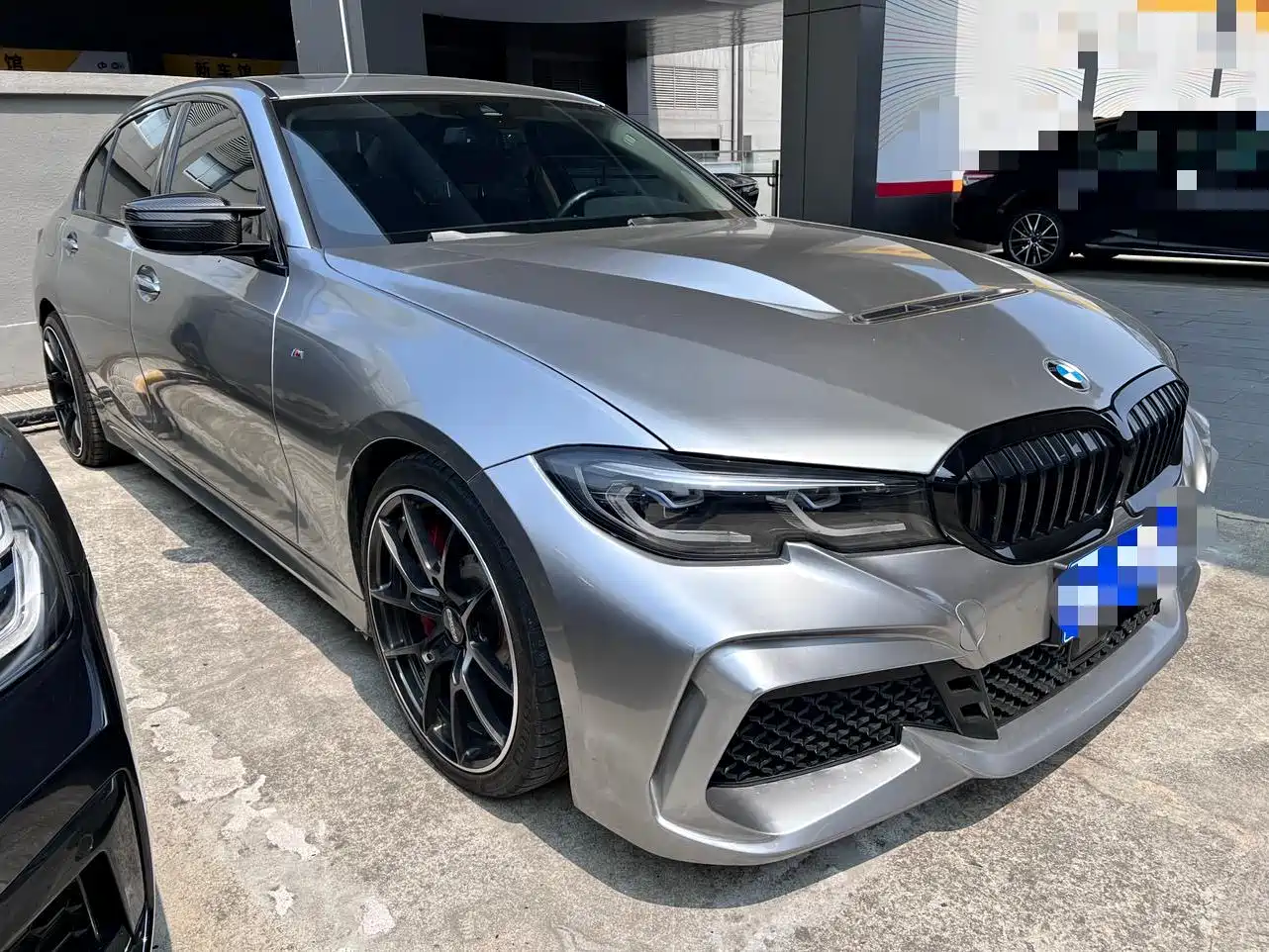 BMW 3 Series 2022 325Li M Sport Shadow Edition фото 2
