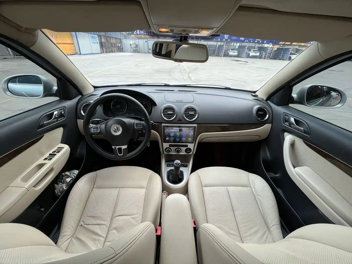 Volkswagen Lavida 2010 1.4TSI Sport Edition фото 6