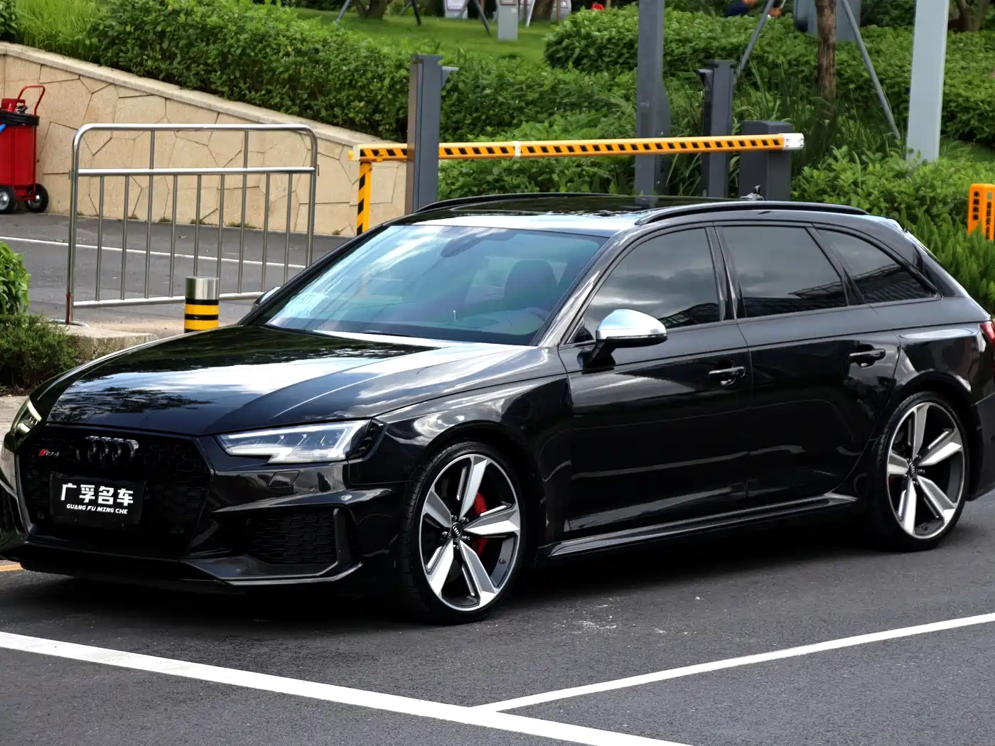 Audi RS 4 2020 2019 RS 4 2.9T Avant