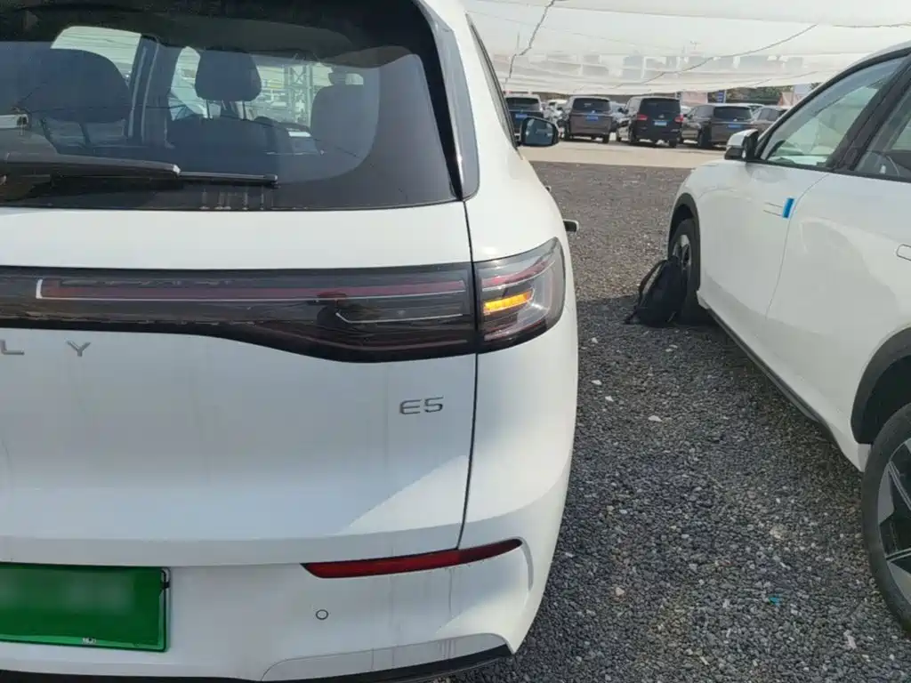 Geely Galaxy Galaxy E5 2026 2026 530km Voyager Edition