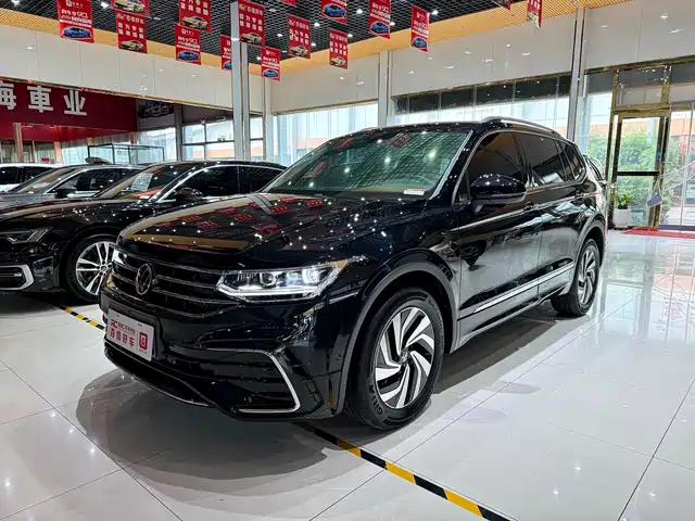 Volkswagen Tiguan L 2024