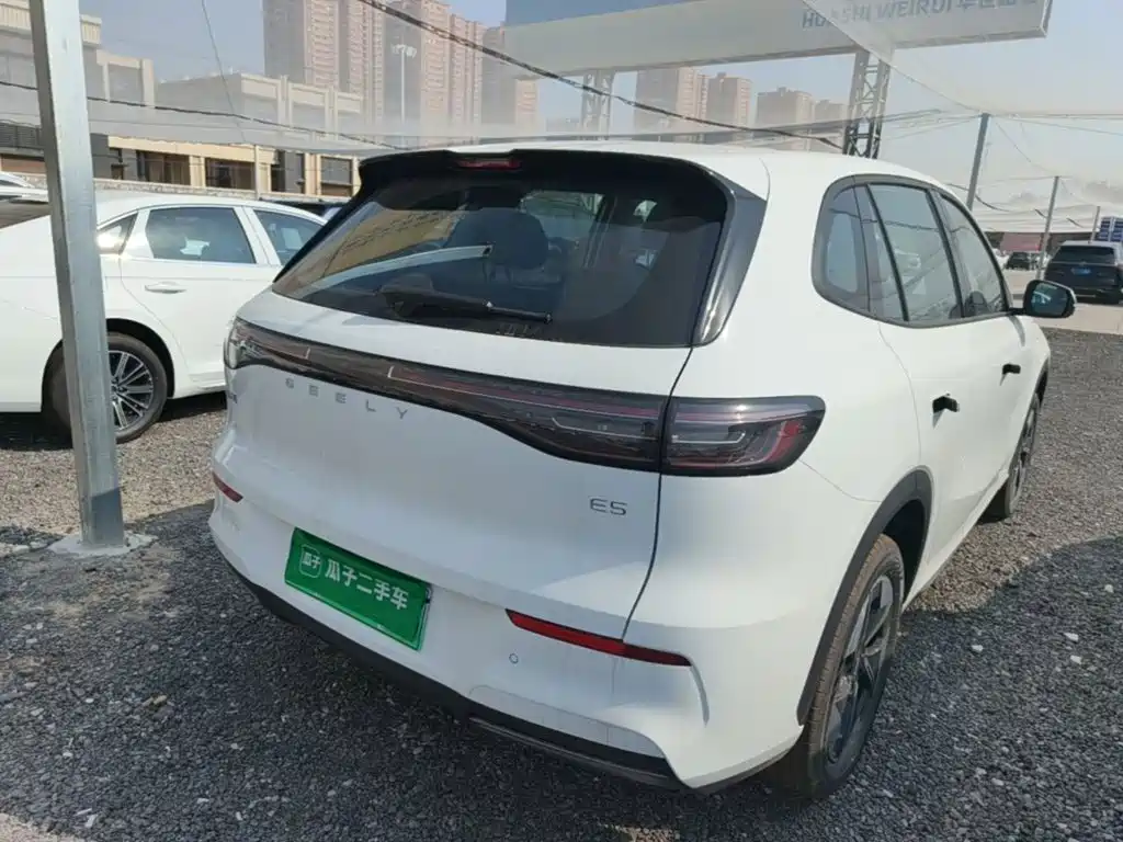 Geely Galaxy Galaxy E5 2026 2026 530km Voyager Edition