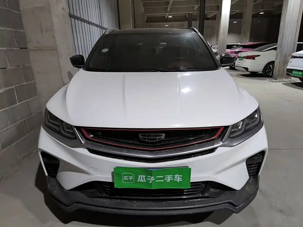 Фото 2 - Geely Coolray