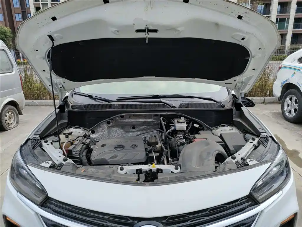 BUICK ANGKOLA GX