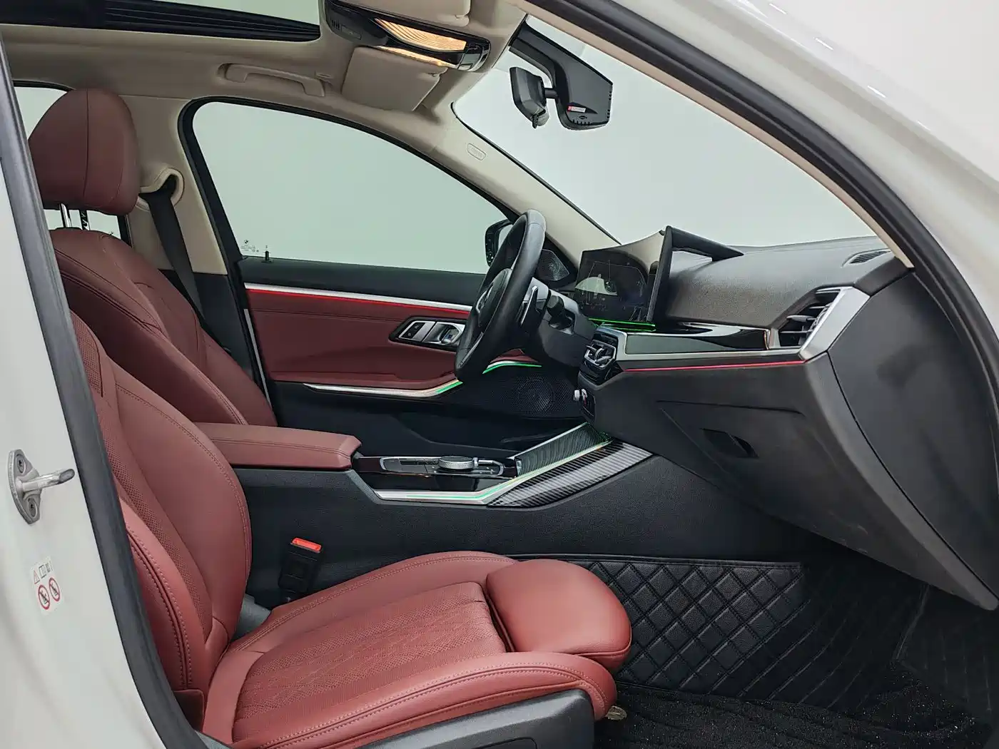 BMW 3 Series 2023 320Li M Sport Package фото 9