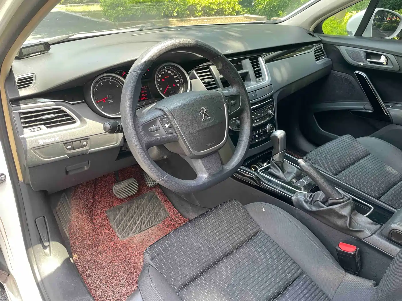 Фото 13 - Peugeot 508