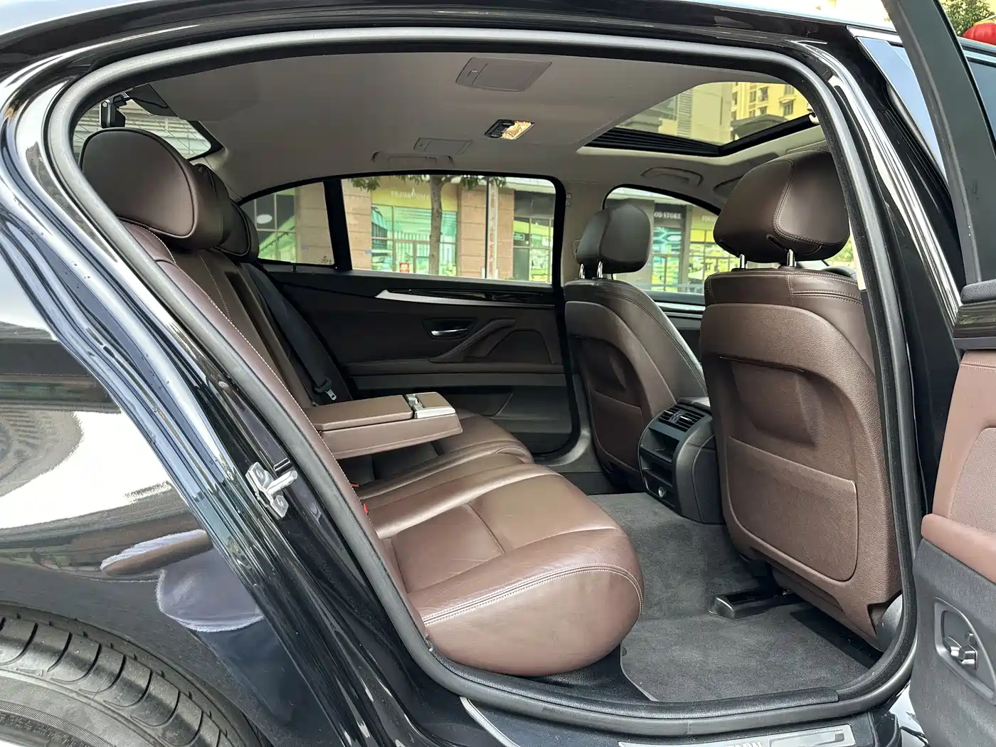 BMW 5 Series 2017 525Li Luxury Design Package фото 11