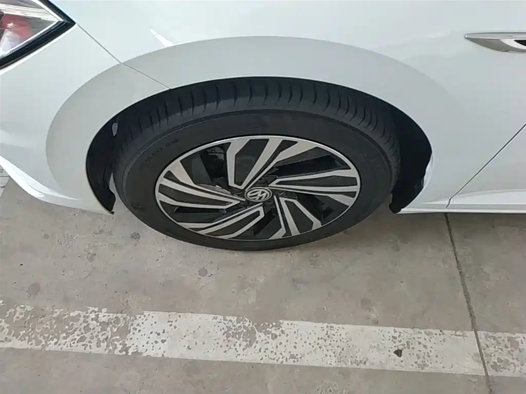 Volkswagen Sagitar 2019 280TSI DSG Luxury Edition China VI фото 25