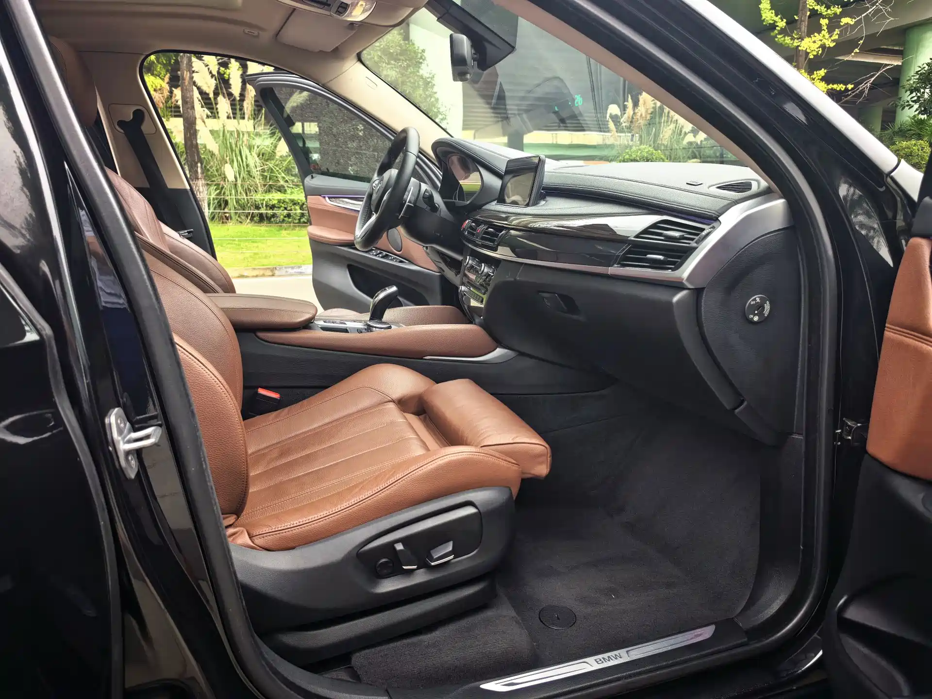 Фото 10 - BMW X6