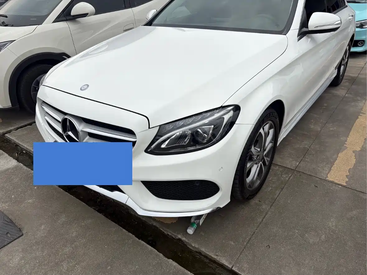 Фото 1 - Mercedes-Benz C-Class
