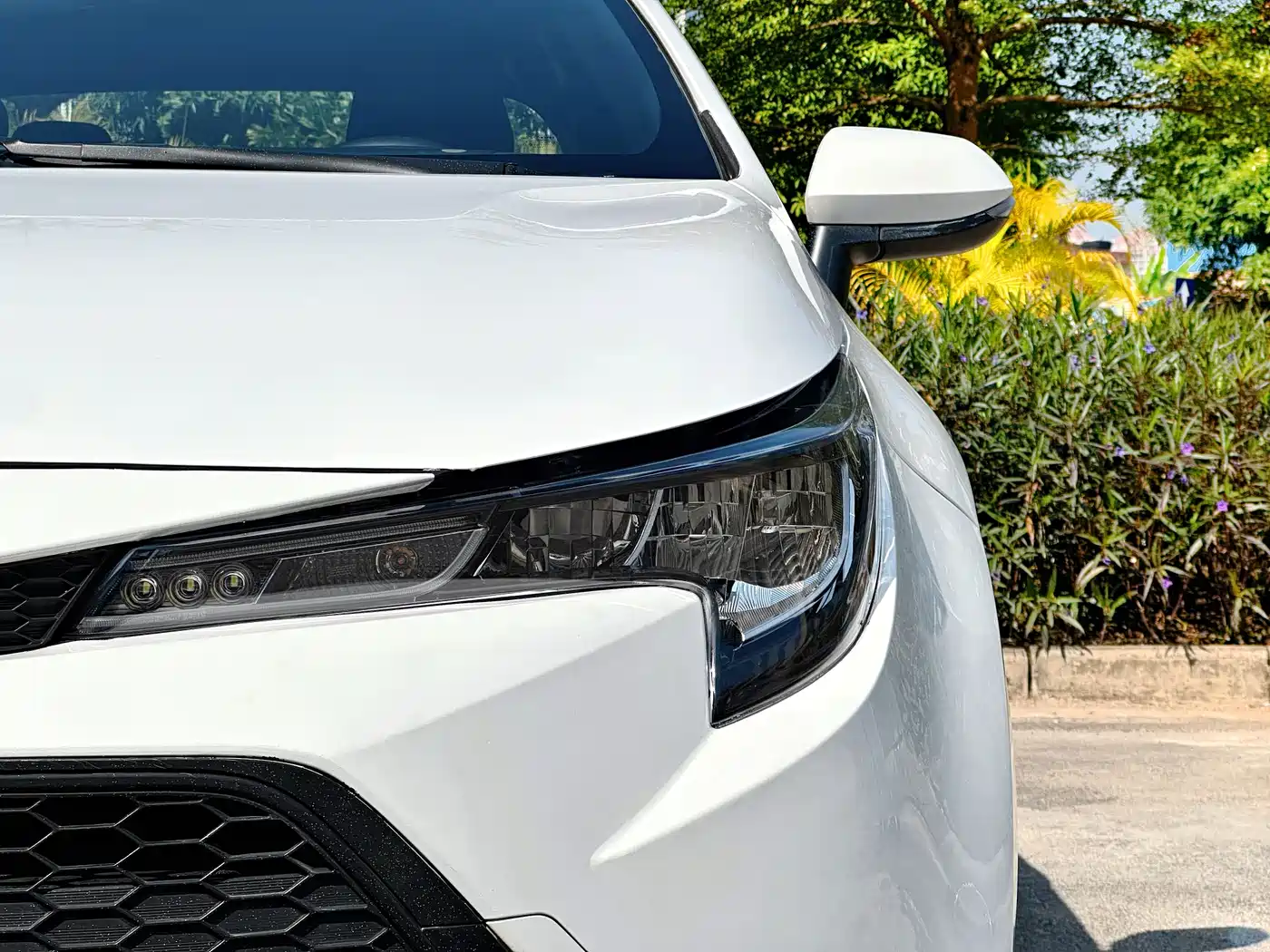 Toyota Levin 2022 Dual Engine 1.8H E-CVT Progressive Edition фото 26