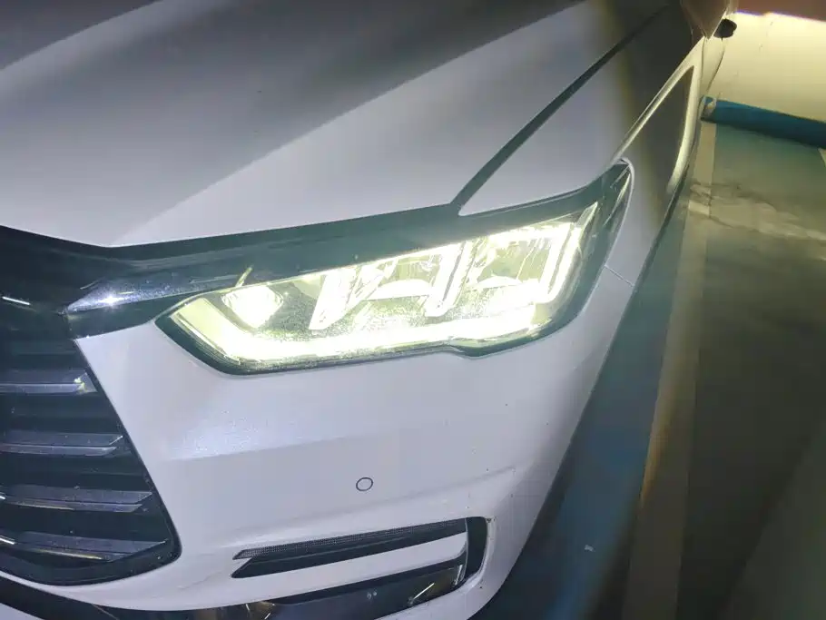 صورة 5 - BYD Song Pro