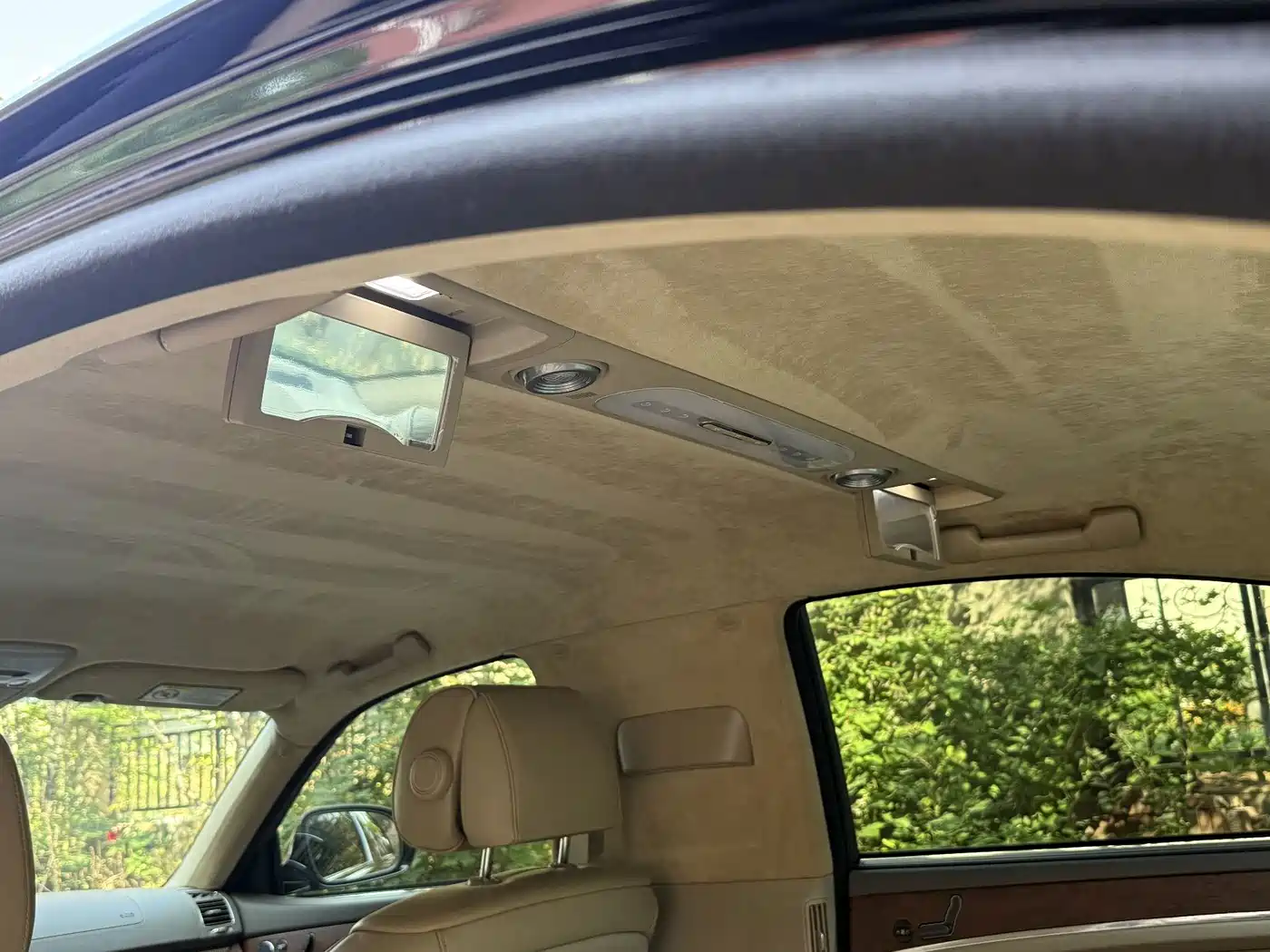 SsangYong Chairman 2014 2012 3.6 CW700L Extended Edition