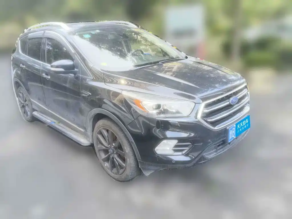 Фото 3 - Ford Kuga
