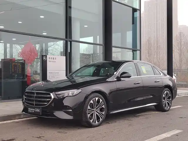 MERCEDES-BENZ E CLASS