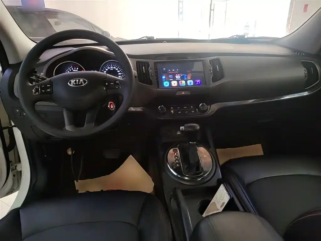 Kia Sportage 2016 2.0L Automatic 2WD GL фото 10
