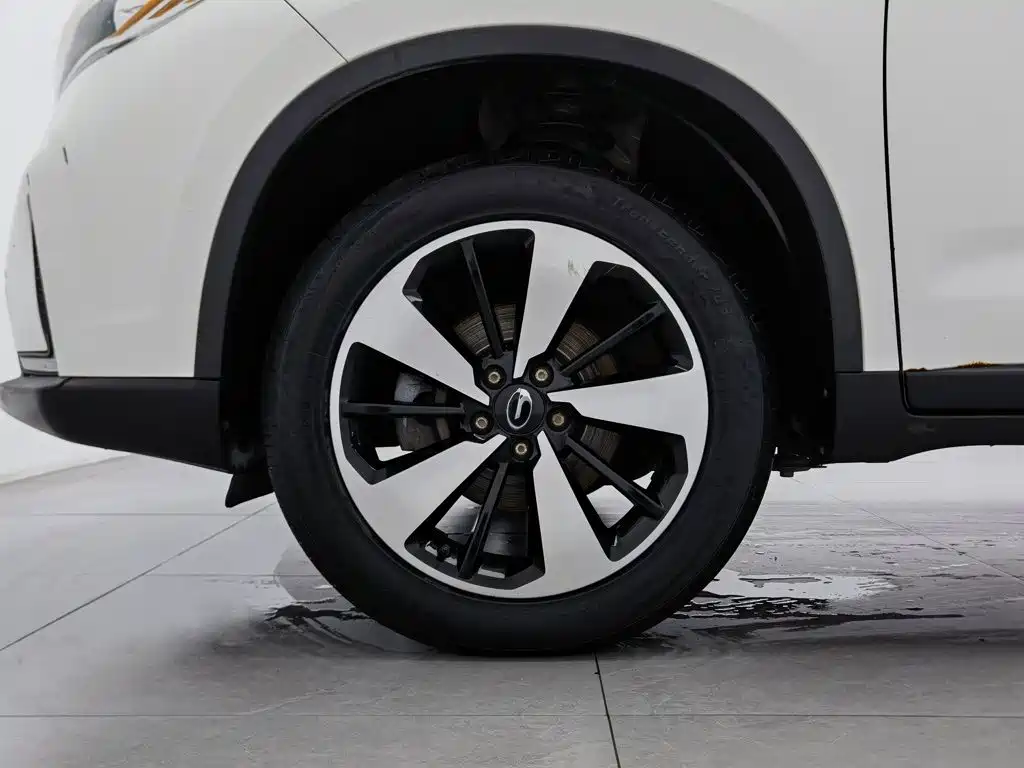 Фото 17 - GAC Trumpchi GS4
