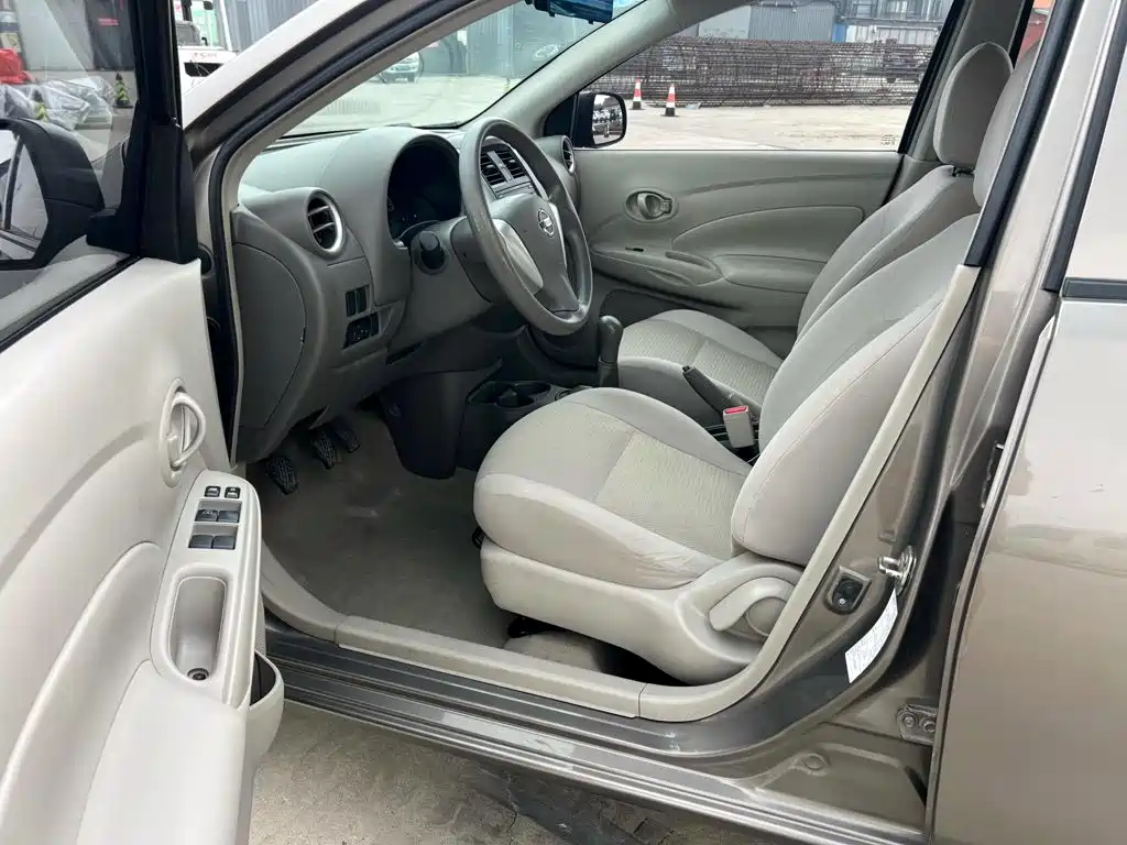 Nissan Sunny 2016 2015 1.5XE Manual Comfort