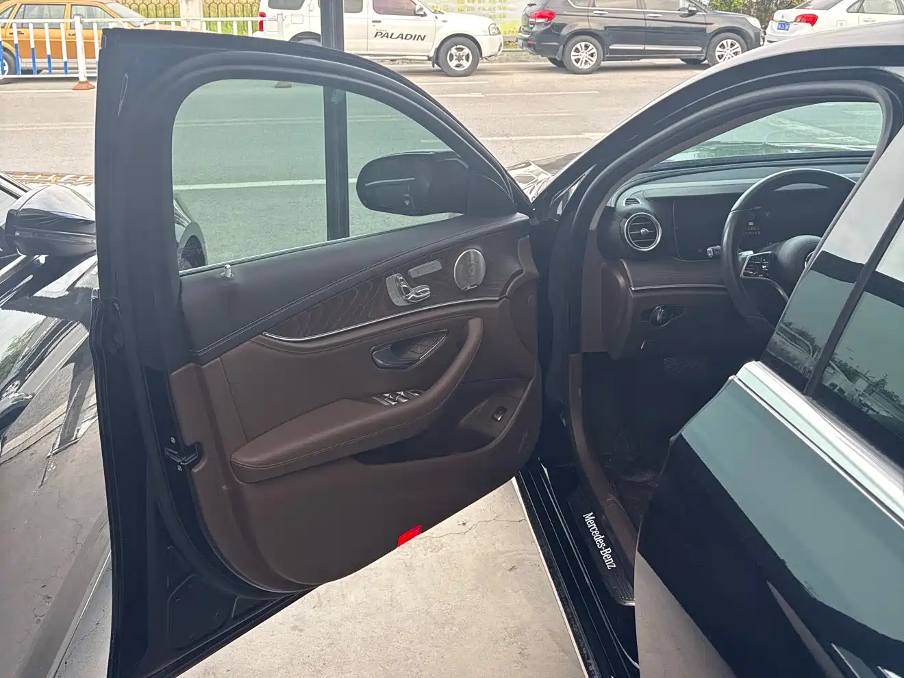 Mercedes-Benz E-Class 2023 Facelift E 300 L Luxury фото 8
