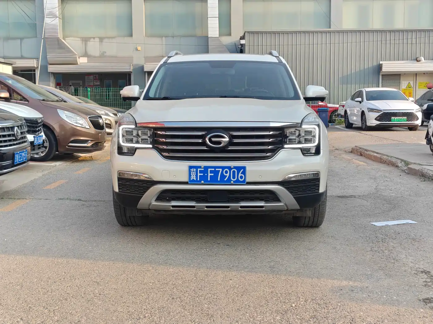 GAC Trumpchi Trumpchi GS8 2017 320T 2WD Luxury Smart Connect (7-seater) фото 2